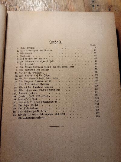 Natahki+und+Ich+Ein+Leben+unter+den+Schwarzfu%C3%9F-Indianern.+Die+Geschichte+einer+roten+Frau+und+eines+wei%C3%9Fen+Mannes+in+den+Zelten+der+Schwarzfussindianer