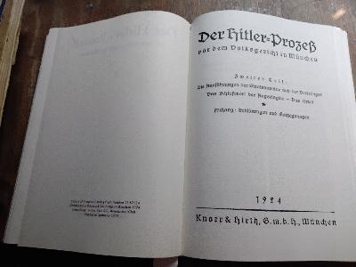 Der+Hitler+-+Prozess+vor+dem+Volksgericht+in+M%C3%BCnchen++Erster+Teil%3A+Die+Anklage+-+Die+Vernehmung+der+Angeklagten+-+Die+Beweisaufnahme++Zweiter+Teil++Die+Ausf%C3%BChrungen+der+Staatsanw%C3%A4lte+und+der+Verteidiger+-+Das+Schlu%C3%9Fwort+des+Angeklagten+-+Das+Urteil.+Anhang%3A+Erkl%C3%A4rungen+und+Entgegnungen