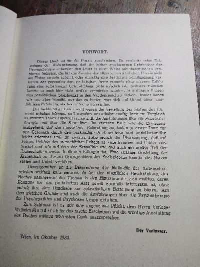 Psychotherapie++Ein+Lehrbuch+f%C3%BCr+Studierende+und+%C3%84rzte