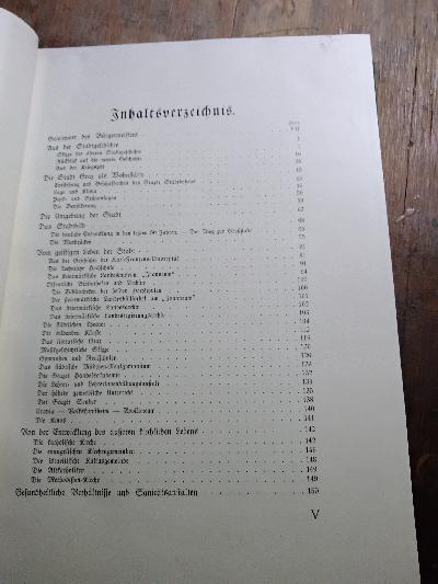 Die+Stadt+Graz+ihre+kulturelle+%2C+bauliche%2C+soziale+und+wirtschaftliche+Entwicklung+in+den+letzten+sechzig+Jahren+nebst+kurzen+geschichtlichen+R%C3%BCckblicken+++Herausgegeben+aus+Anlass+der+Achthundertjahrfeier