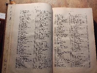 Praktisches Kochbuch 1742 Kochrezepte mit acht farbigen Fleisch Fisch  - Front Cover