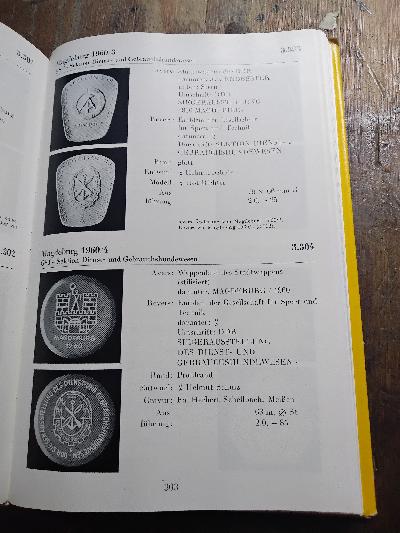 Medaillen aus Meissner Porzellan  1947 - 1961 - Front Cover