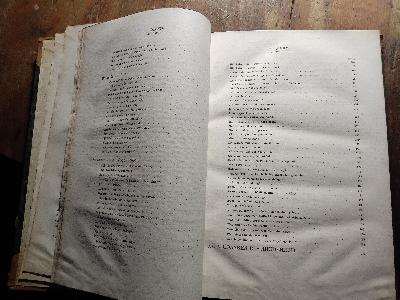 Edelsteine deutscher Dichtung und Weisheit  im XIII. Jahrhundert. Ein mittelhochdeutsches Lesebuch zusammengestellt und mit einem Wörterbuch versehen. - Front Cover