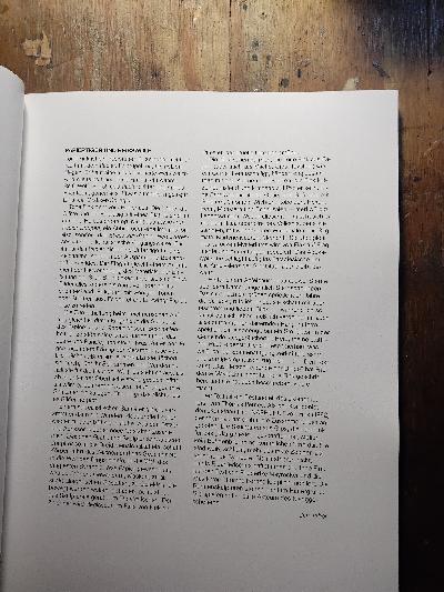 Weiss Heute  Skulpturengarten, Papierhäute, Tastbilder, Totales Leben. - Front Cover