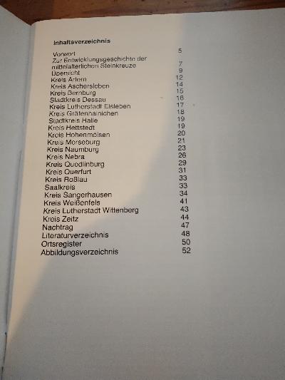 Steinkreuze und Kreuzsteine  im Bezirk Halle - Front Cover