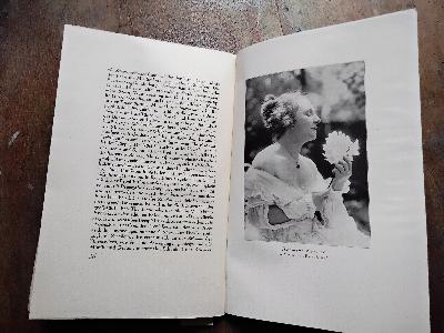 Die Schauspielerin - Front Cover