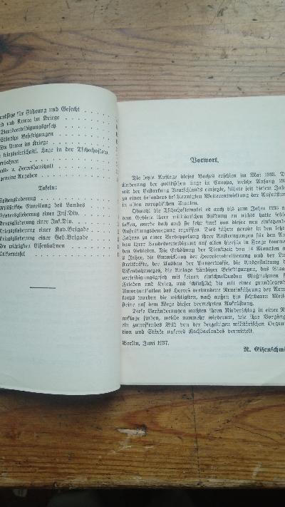 Kurze Zusammenstellung über die Tschechoslowakische Armee - Front Cover