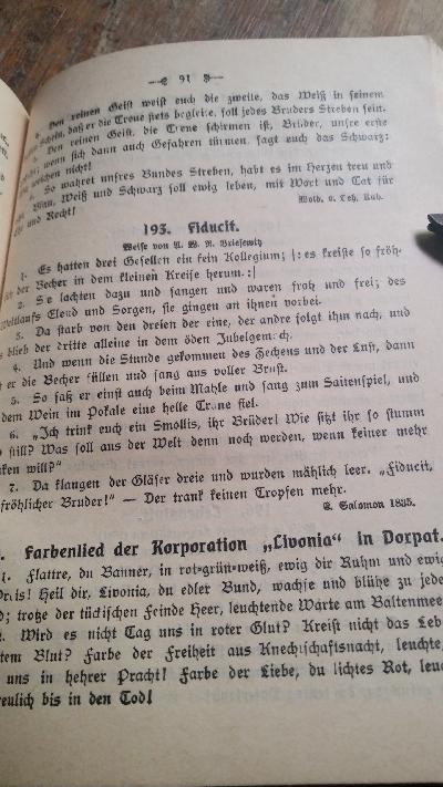 Deutsches Volksliederbuch - Front Cover