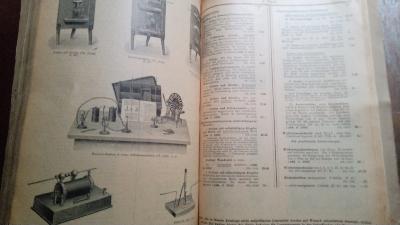 Schulwart - Katalog  Ein illustriertes Verzeichnis der besten Lehr- und Lernmittel.  Mit zahlreichen Illustrationen und bunten Beilagen. - Front Cover