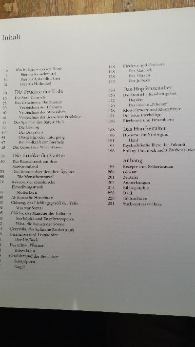 Bier  Jenseits von Hopfen und Malz  Von den Zaubertränken der Götter zu den psychedelischen Bieren der Zukunft  - Front Cover