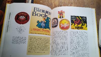Bier  Jenseits von Hopfen und Malz  Von den Zaubertränken der Götter zu den psychedelischen Bieren der Zukunft  - Front Cover