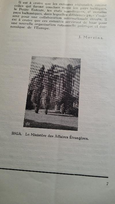 La Revue de Riga et des Pays Baltiques  1 - er Octobre 1934  2 - eme Annee Nr. 7 - 10 - Front Cover