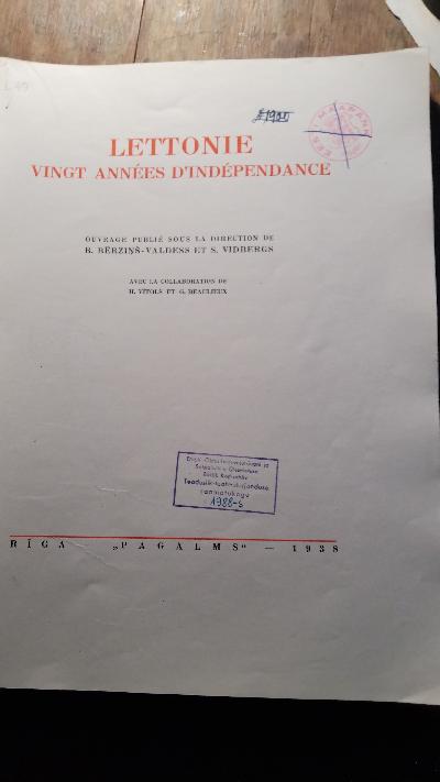 Lettonie Vingt Annees d Independance - Front Cover